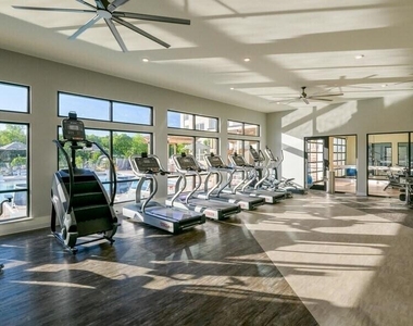 6255 Riverview Road Se - Photo Thumbnail 5