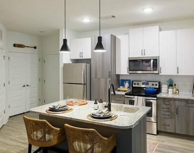 6255 Riverview Road Se - Photo Thumbnail 11