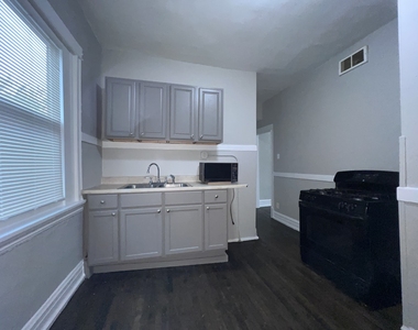 2707 E 78th Street - Photo Thumbnail 24