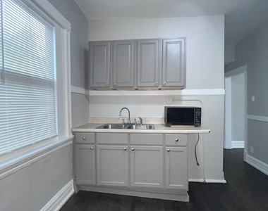 2707 E 78th Street - Photo Thumbnail 26