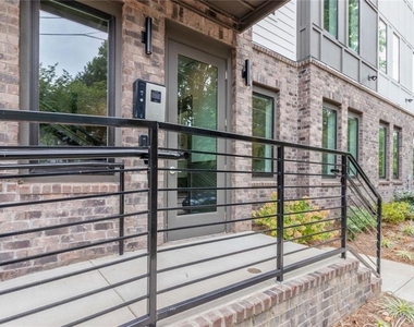383 Grant Circle Se - Photo Thumbnail 30