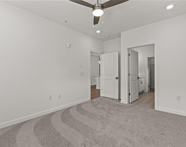 383 Grant Circle Se - Photo Thumbnail 15