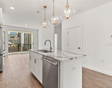 383 Grant Circle Se - Photo Thumbnail 10
