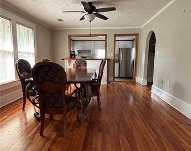 332 Carr Street - Photo Thumbnail 2