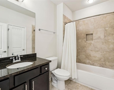 745 Fountainhead Lane Ne - Photo Thumbnail 25