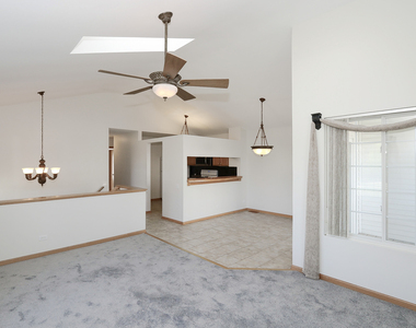 2232 Dawson Lane - Photo Thumbnail 5