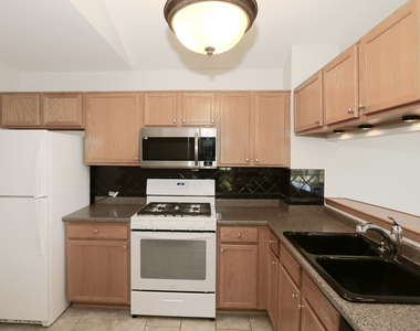 2232 Dawson Lane - Photo Thumbnail 12