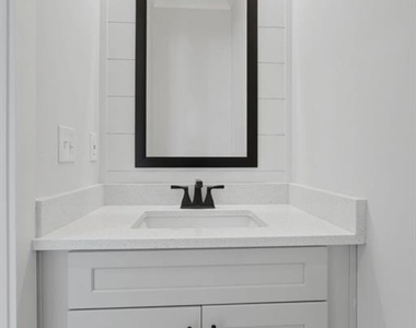 331 Orchid Street - Photo Thumbnail 9