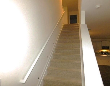 3689 Chevington Court Se - Photo Thumbnail 15