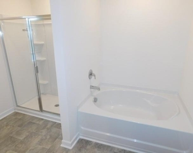 3689 Chevington Court Se - Photo Thumbnail 27