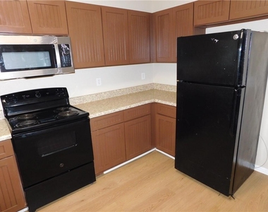 1005 Linam Avenue Se - Photo Thumbnail 11