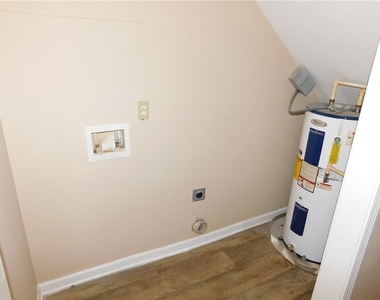 1005 Linam Avenue Se - Photo Thumbnail 14