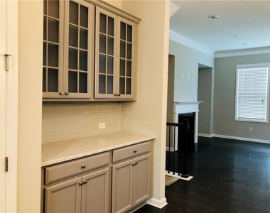 324 Beacons Place - Photo Thumbnail 26