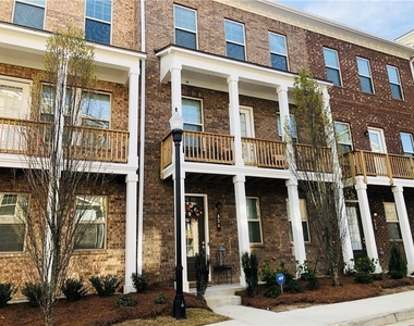 324 Beacons Place - Photo Thumbnail 1