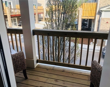 324 Beacons Place - Photo Thumbnail 34