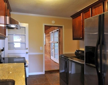 1278 Fairhill Lane - Photo Thumbnail 14