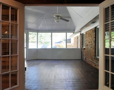 1278 Fairhill Lane - Photo Thumbnail 17