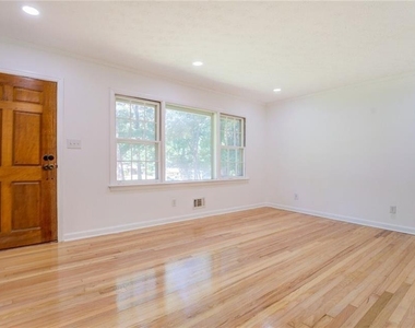 1288 Elva Drive Sw - Photo Thumbnail 3