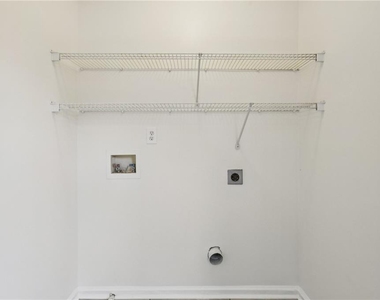 208 Carrington Way - Photo Thumbnail 23