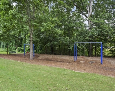 208 Carrington Way - Photo Thumbnail 27