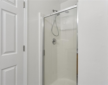 208 Carrington Way - Photo Thumbnail 17