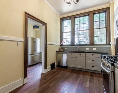 1681 E Clifton Road Ne - Photo Thumbnail 18