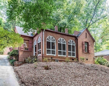 1681 E Clifton Road Ne - Photo Thumbnail 46