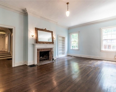 1681 E Clifton Road Ne - Photo Thumbnail 7