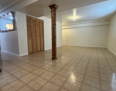 1716 William Drive - Photo Thumbnail 8
