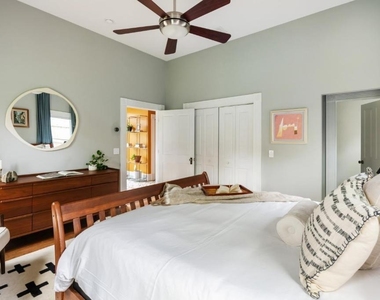 307 Georgia Avenue Se - Photo Thumbnail 47