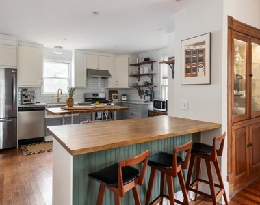 307 Georgia Avenue Se - Photo Thumbnail 25