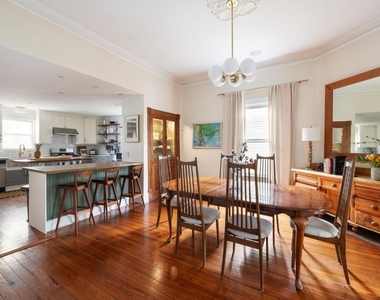 307 Georgia Avenue Se - Photo Thumbnail 21