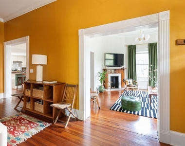307 Georgia Avenue Se - Photo Thumbnail 7
