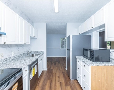 2398 Lawrenceville Highway - Photo Thumbnail 11