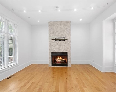 3 Pritchard Way Ne - Photo Thumbnail 2