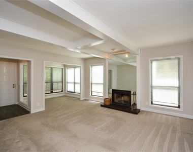 607 Lismore Se - Photo Thumbnail 7
