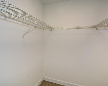 607 Lismore Se - Photo Thumbnail 20