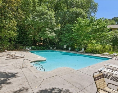 607 Lismore Se - Photo Thumbnail 32