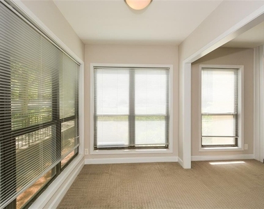 607 Lismore Se - Photo Thumbnail 5