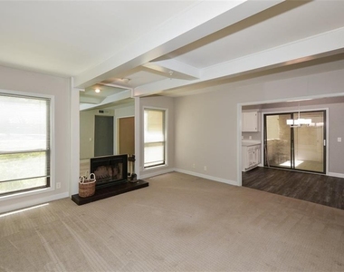 607 Lismore Se - Photo Thumbnail 8