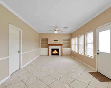 16423 Ash Point Lane - Photo Thumbnail 15