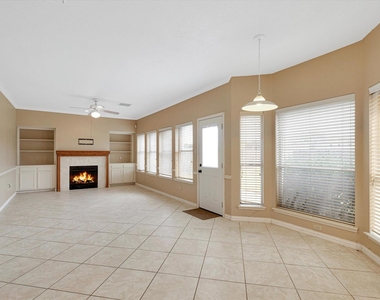 16423 Ash Point Lane - Photo Thumbnail 14