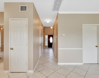 16423 Ash Point Lane - Photo Thumbnail 18