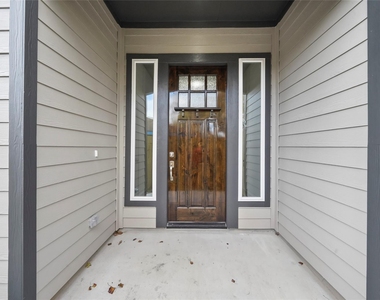 7242 Saint Augustine Street - Photo Thumbnail 1