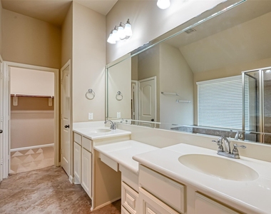 6206 Falling Briar Lane - Photo Thumbnail 39