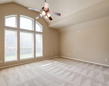 6206 Falling Briar Lane - Photo Thumbnail 35