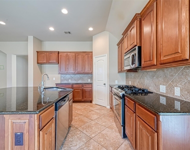 6206 Falling Briar Lane - Photo Thumbnail 21