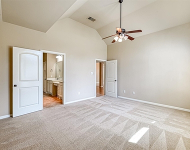 6206 Falling Briar Lane - Photo Thumbnail 37