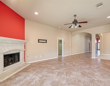 6206 Falling Briar Lane - Photo Thumbnail 18