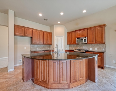 6206 Falling Briar Lane - Photo Thumbnail 22